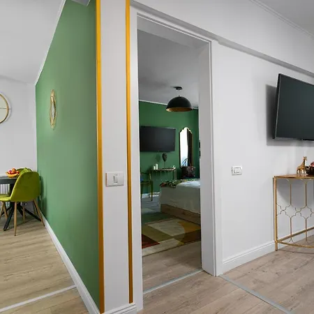 Amazon - Apartment